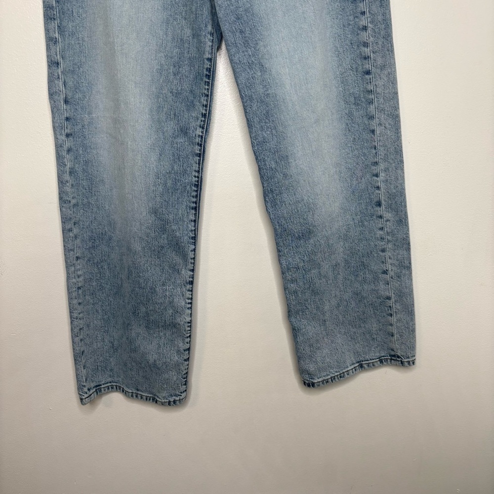 Pilcro Jeans - Lonnie Cuffed High Rise Straight Leg. 
Lighter Wash, Blue Denim. - Picture 7 of 15